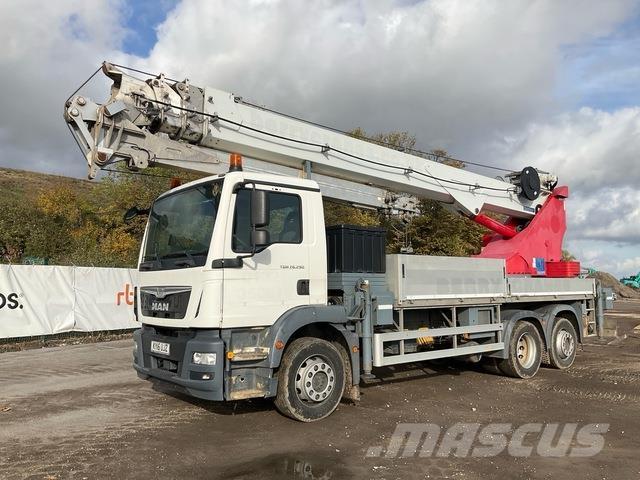MAN TGM26.290 Nosturiautot