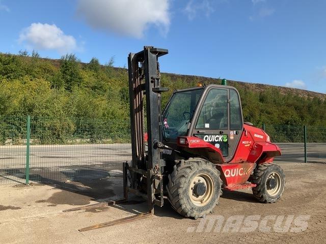 Manitou M26-4 Maastotrukit