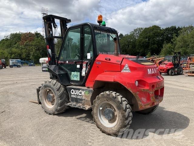Manitou M30-4 Maastotrukit