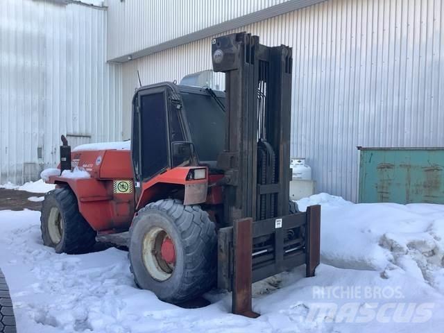 Manitou MA470T Maastotrukit