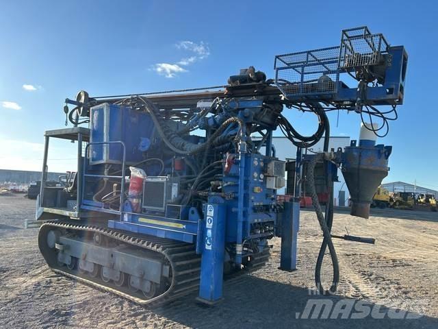 Mantis 200 Avolouhintaporauslaitteet