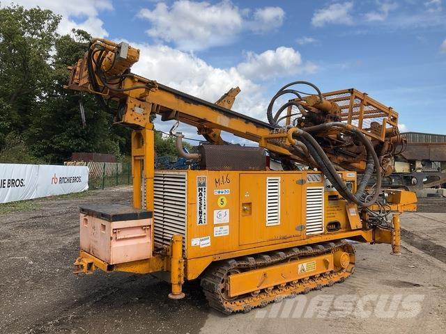 Massenza MI604 Avolouhintaporauslaitteet