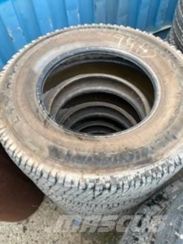 Michelin LTX Renkaat ja vanteet