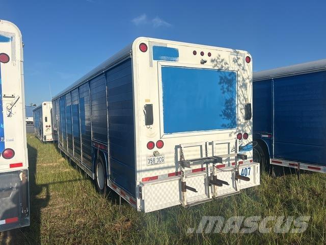 Mickey  Juomien jakelu perävaunut