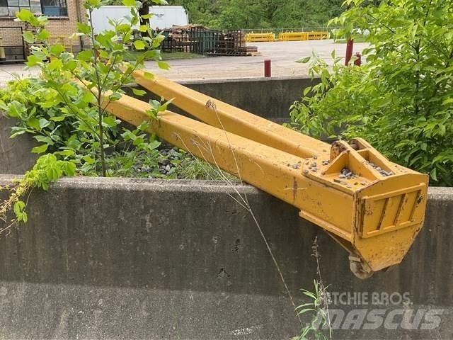 Midwestern  Kuormatraktorinosturit