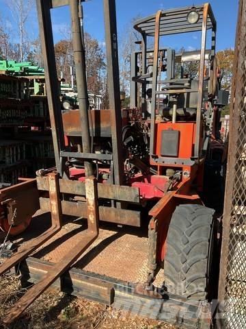 Moffett M5000 Ajoneuvotrukit