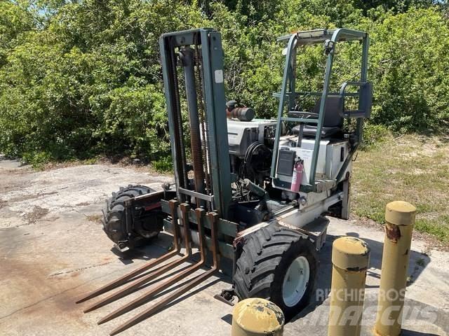 Moffett M5000 Ajoneuvotrukit