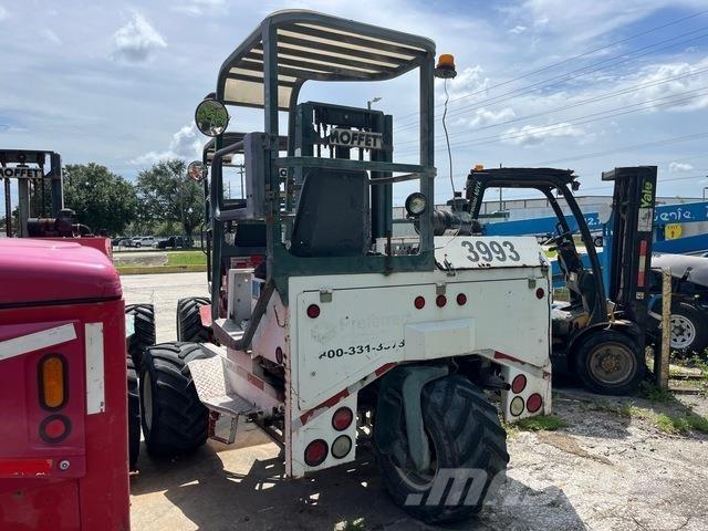 Moffett M5000 Ajoneuvotrukit