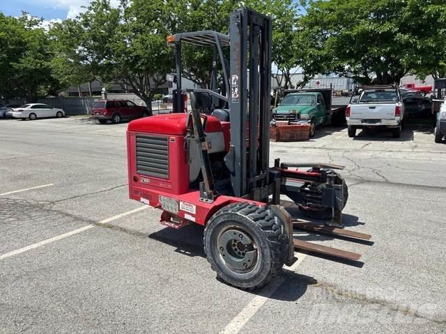 Moffett M55.4 Ajoneuvotrukit