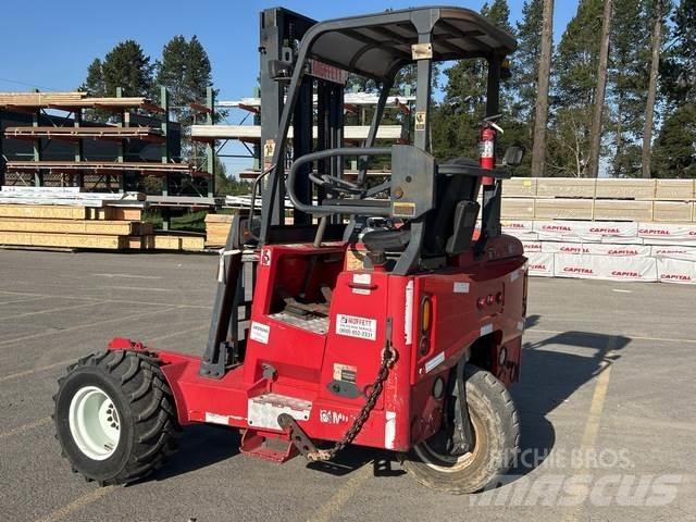 Moffett M5500 Ajoneuvotrukit