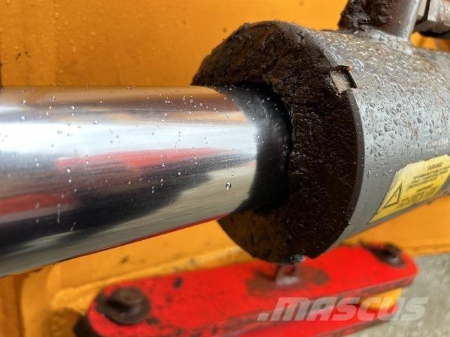 Moxy MT 41 Dumpperit