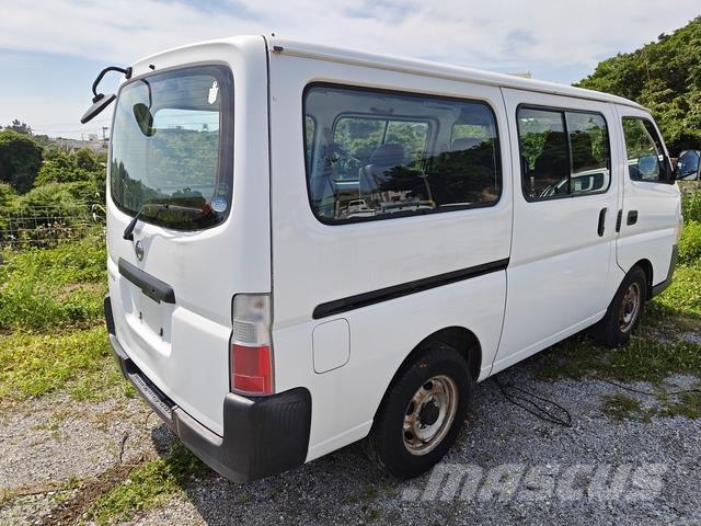 Nissan Caravan Minibussit