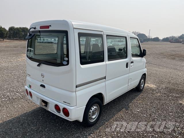 Nissan CLIPPER Henkilöautot
