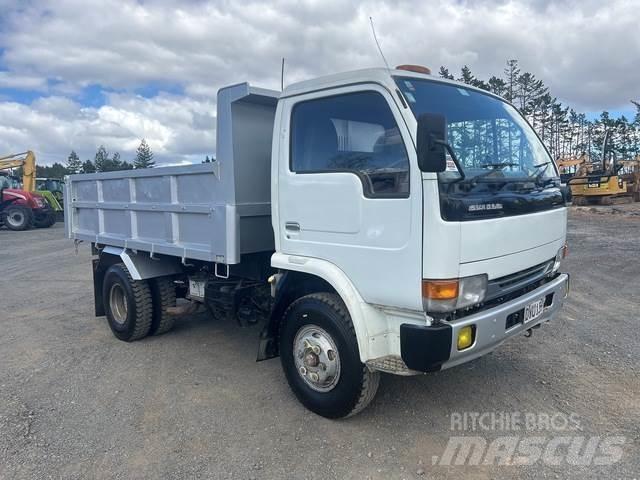 Nissan Condor Sora- ja kippiautot
