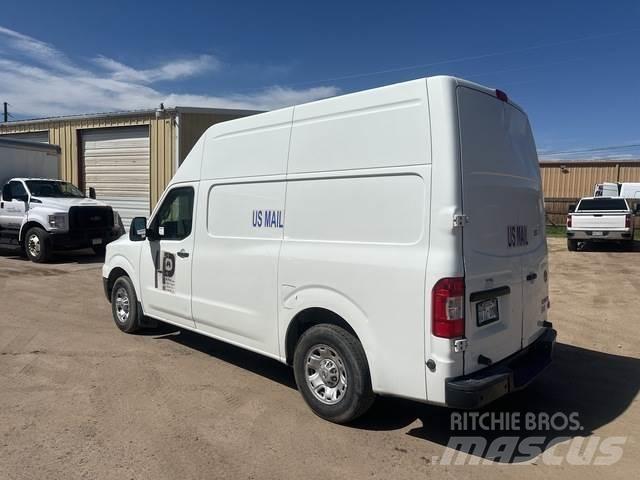Nissan NV Pakettiautot