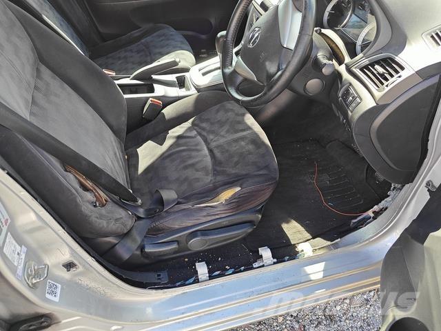 Nissan SYLPHY Henkilöautot