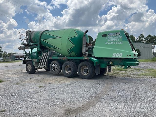 Oshkosh  Muut kuorma-autot