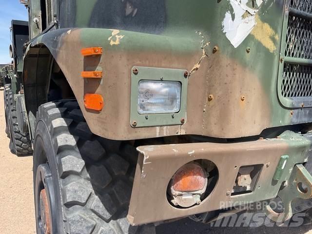 Oshkosh  Umpikorikuorma-autot