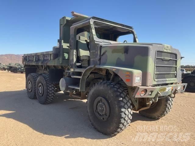 Oshkosh AMK29 Sora- ja kippiautot