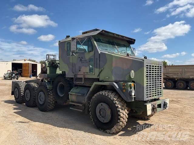 Oshkosh M1070 Hinausautot
