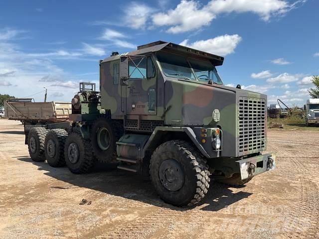 Oshkosh M1070 Hinausautot