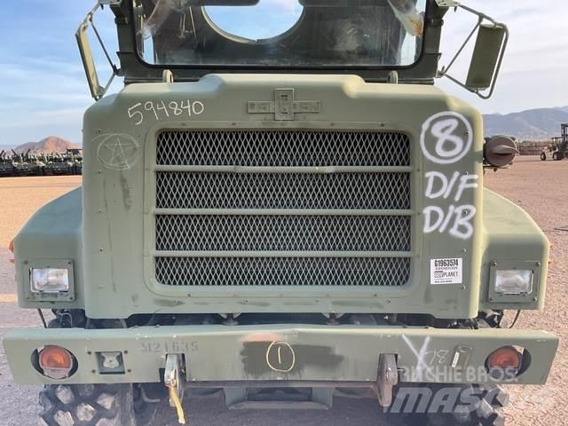 Oshkosh MK25 Umpikorikuorma-autot