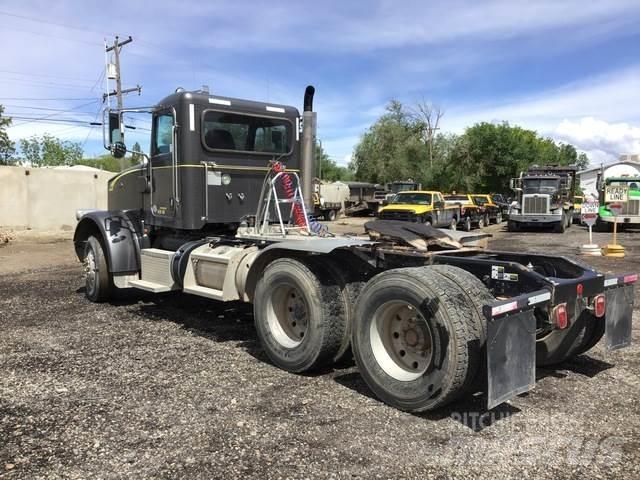 Peterbilt  Vetopöytäautot