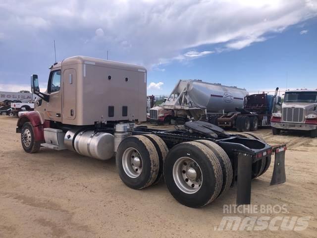 Peterbilt  Vetopöytäautot