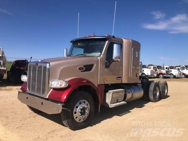 Peterbilt  Vetopöytäautot