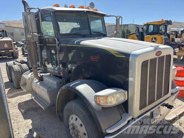 Peterbilt  Vetopöytäautot