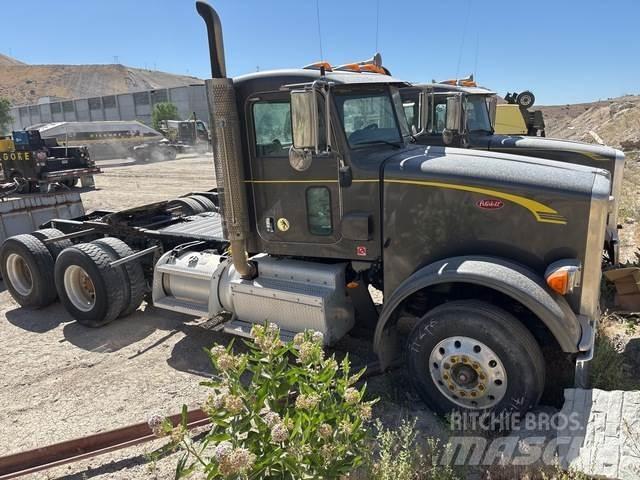 Peterbilt  Vetopöytäautot