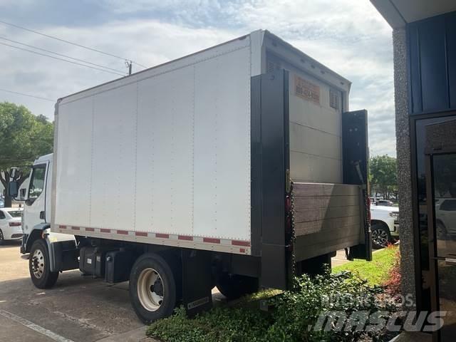 Peterbilt 220 Umpikorikuorma-autot