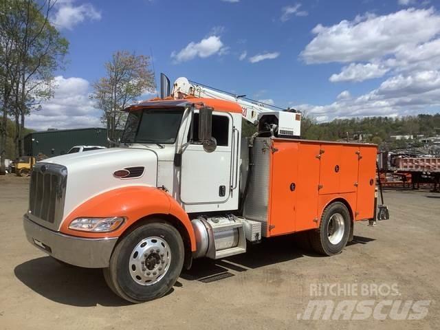 Peterbilt 335 Tienhoitoautot