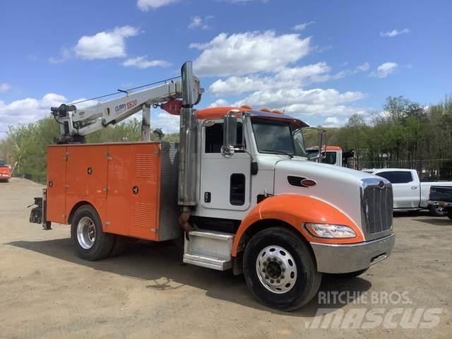 Peterbilt 335 Tienhoitoautot