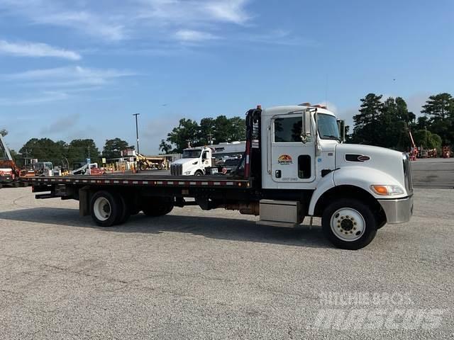Peterbilt 337 Hinausautot