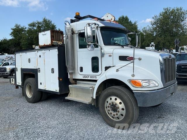 Peterbilt 337 Tienhoitoautot