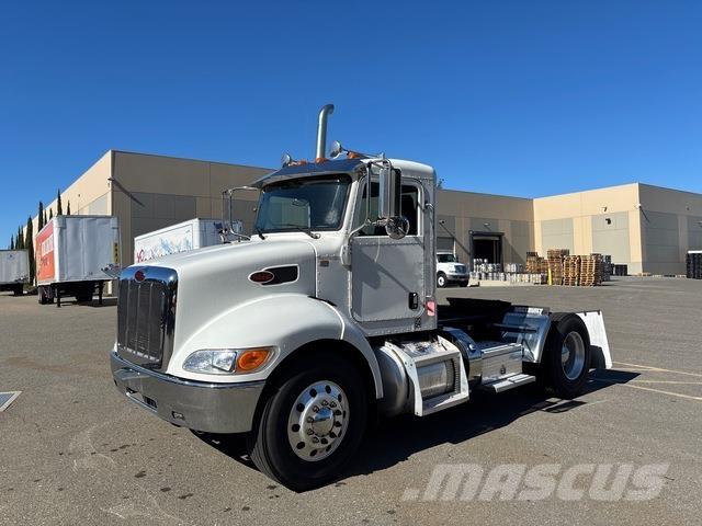 Peterbilt 337 Vetopöytäautot