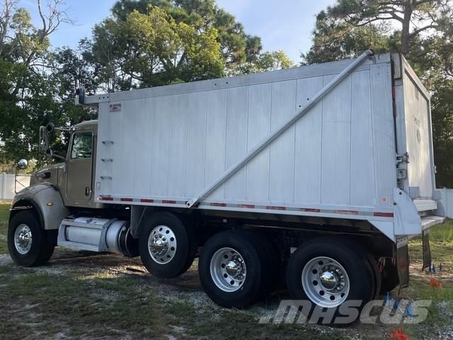 Peterbilt 348 Sora- ja kippiautot