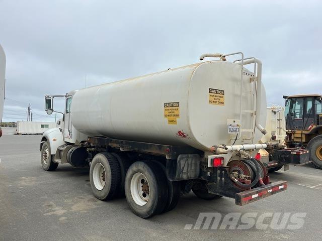 Peterbilt 348 Vesisäiliöautot