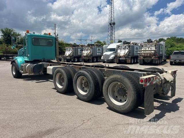 Peterbilt 365 Ohjaamot ja sisustat