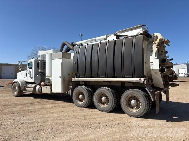 Peterbilt 367 Telakaivukoneet