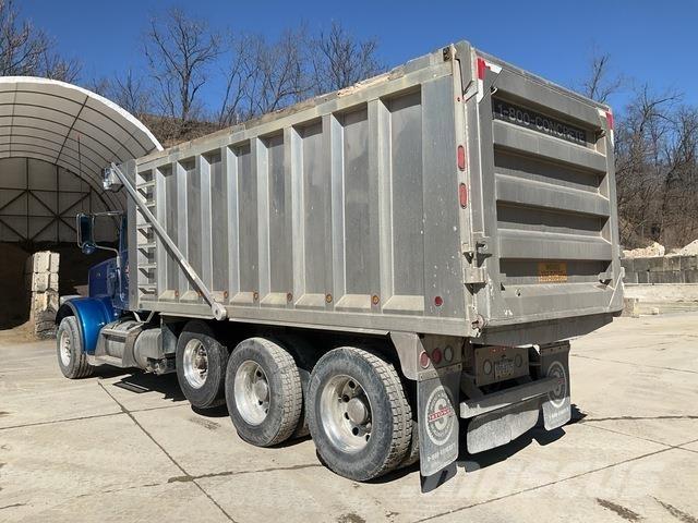 Peterbilt 367 Sora- ja kippiautot