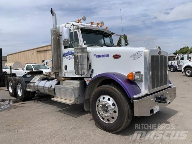 Peterbilt 367 Vetopöytäautot