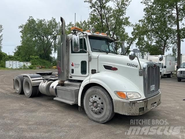 Peterbilt 384 Vetopöytäautot