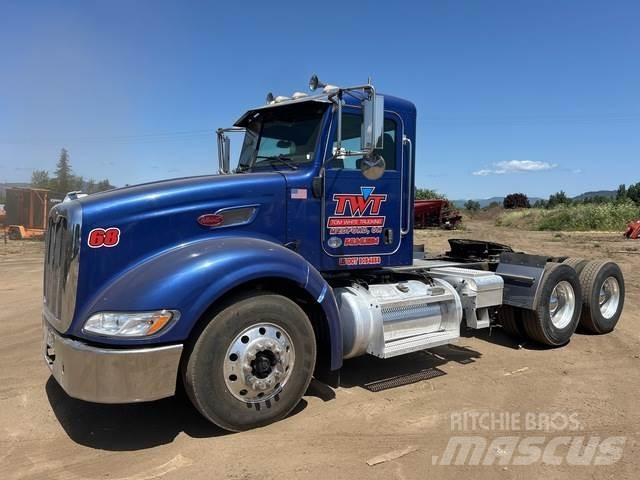 Peterbilt 386 Vetopöytäautot