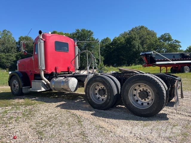 Peterbilt 388 Vetopöytäautot