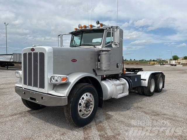 Peterbilt 388 Vetopöytäautot