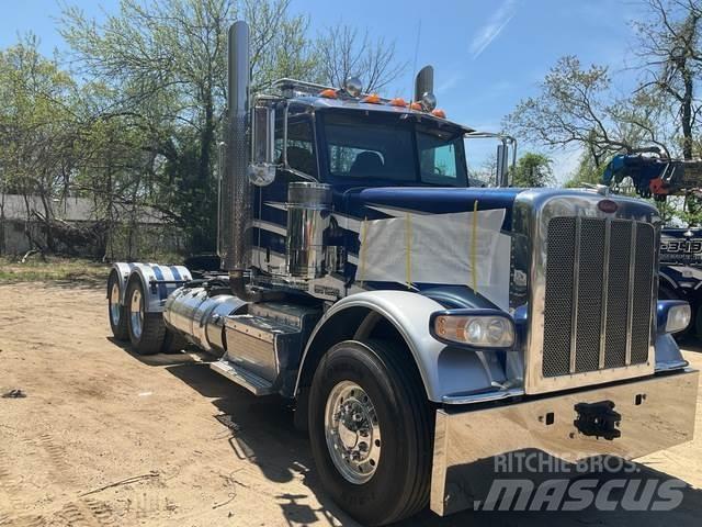 Peterbilt 388 Vetopöytäautot