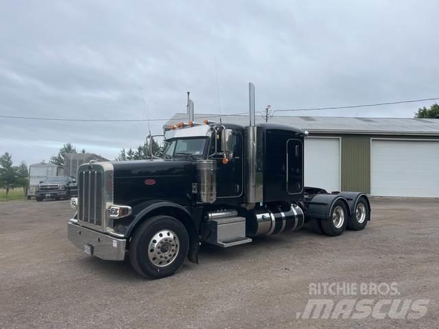 Peterbilt 388 Vetopöytäautot