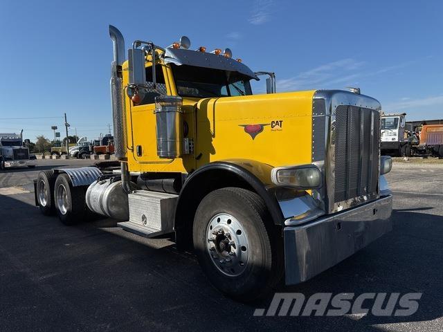 Peterbilt 388 Vetopöytäautot